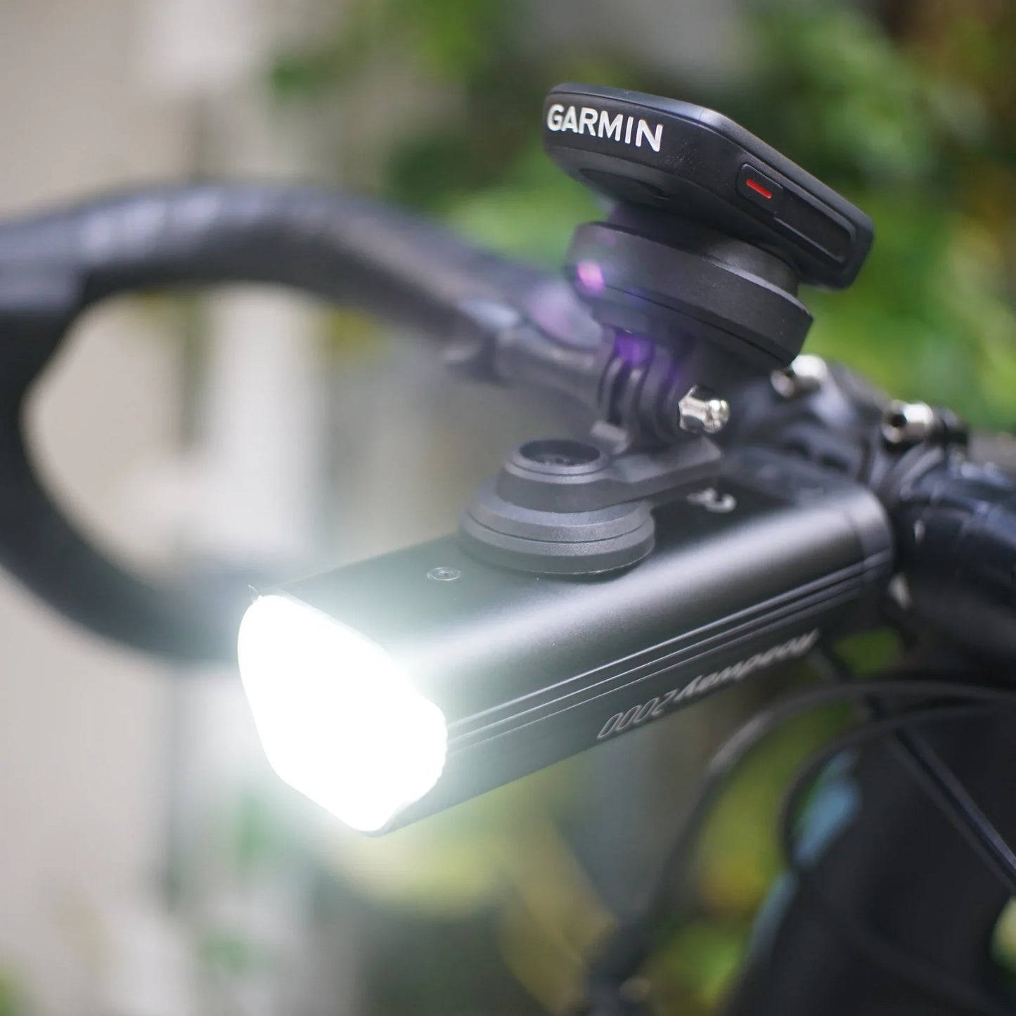 Roadway 1600 Headlight